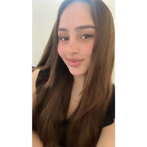 Meet your Posher, Aracely